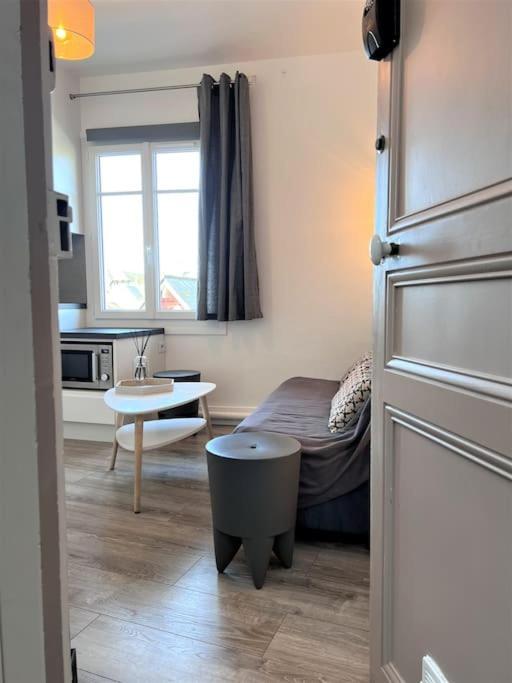 Le Cyrano, Deauville - App. T2 Proche De La Mer Ngoại thất bức ảnh
