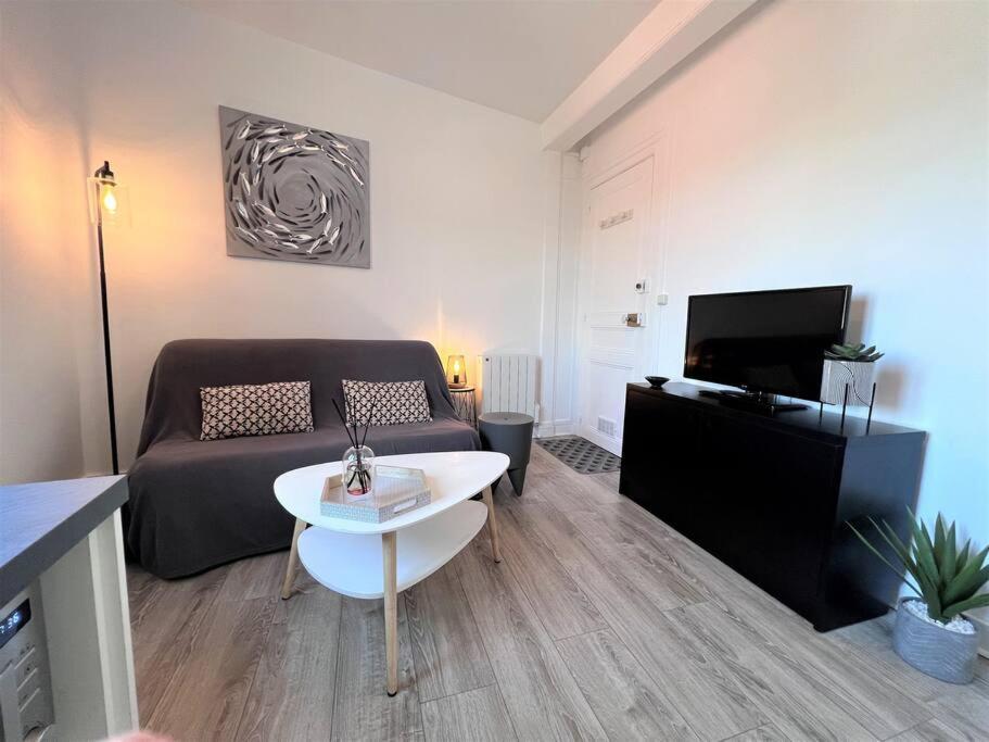 Le Cyrano, Deauville - App. T2 Proche De La Mer Ngoại thất bức ảnh
